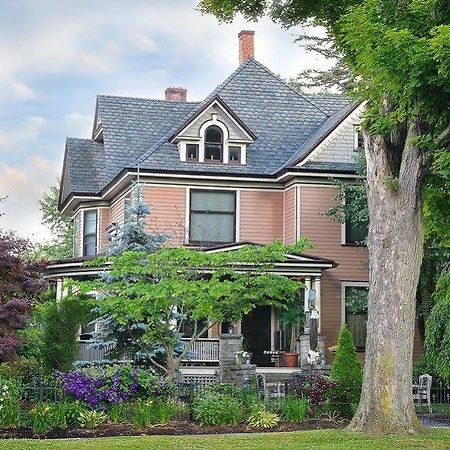 La Belle Auberge Wellsboro Buitenkant foto
